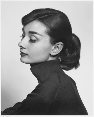 Audrey Hepburn / 1956 photo by Yousuf Karsh / Gelatin silver print Courtesy of the Museum of Fine Arts, Boston
